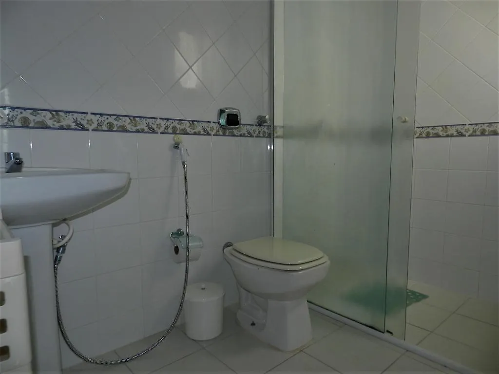 Residencial Jardim Palmeiras Bombinhas 0*,  Brasil